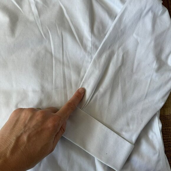 Brooks Brothers Women's Fitted Non-Iron Stretch Shirt Size 12  White Blue Stripe - Picture 3 of 9